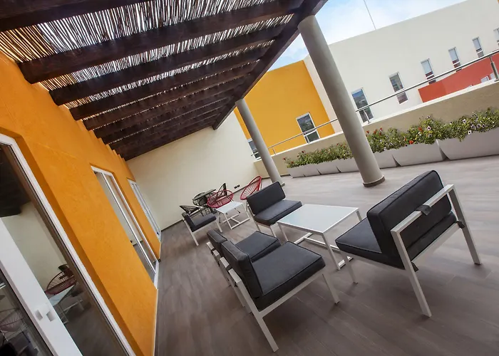 Aparthotel Express By Marriott 4*
